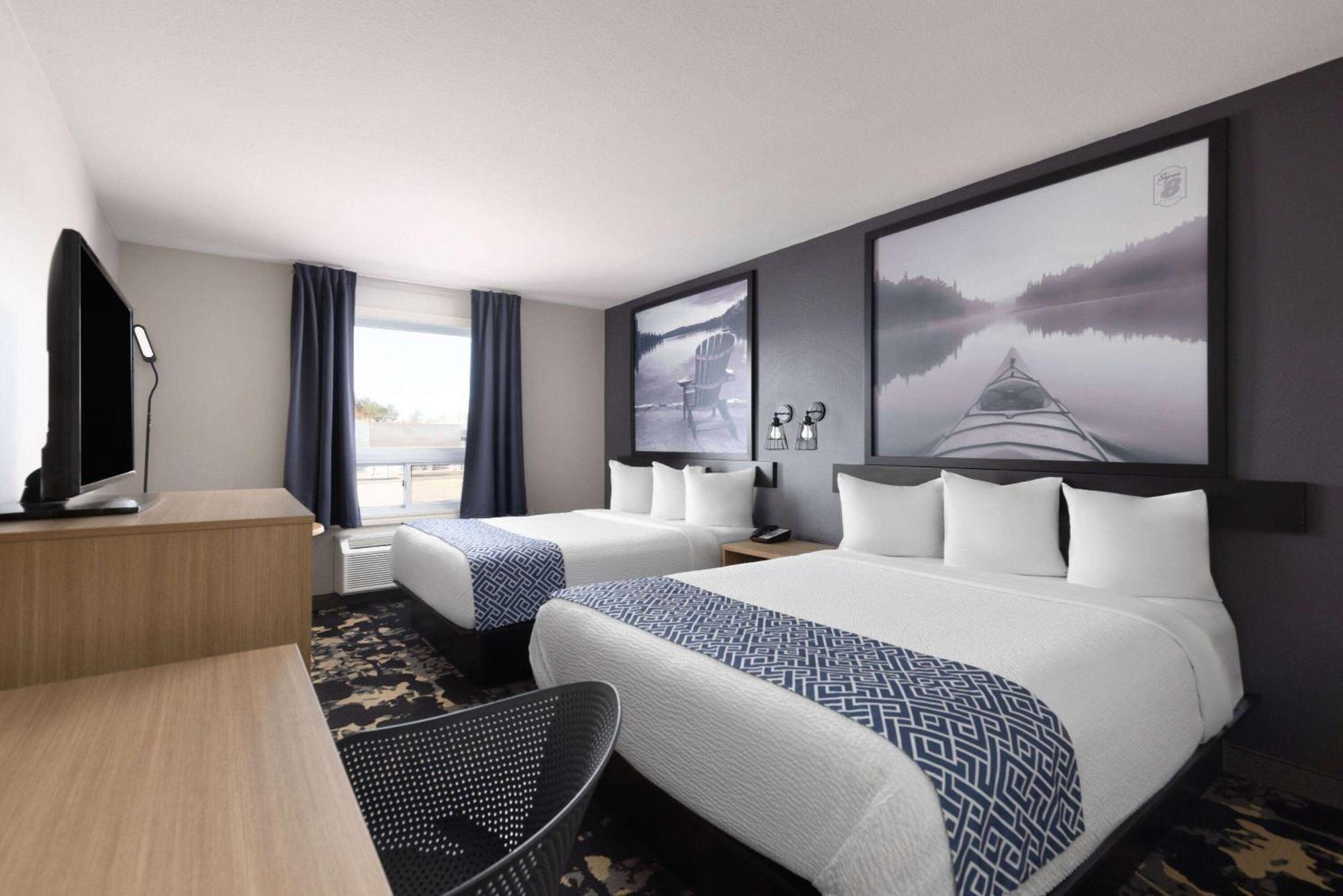 Super 8 By Wyndham St-jerome 3*